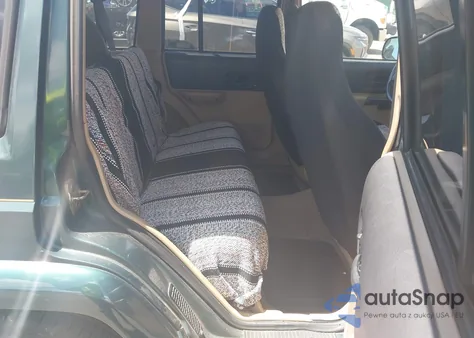 2000 Jeep Cherokee Sport from USA, damaged, VIN 1J4FT48S7YL134491